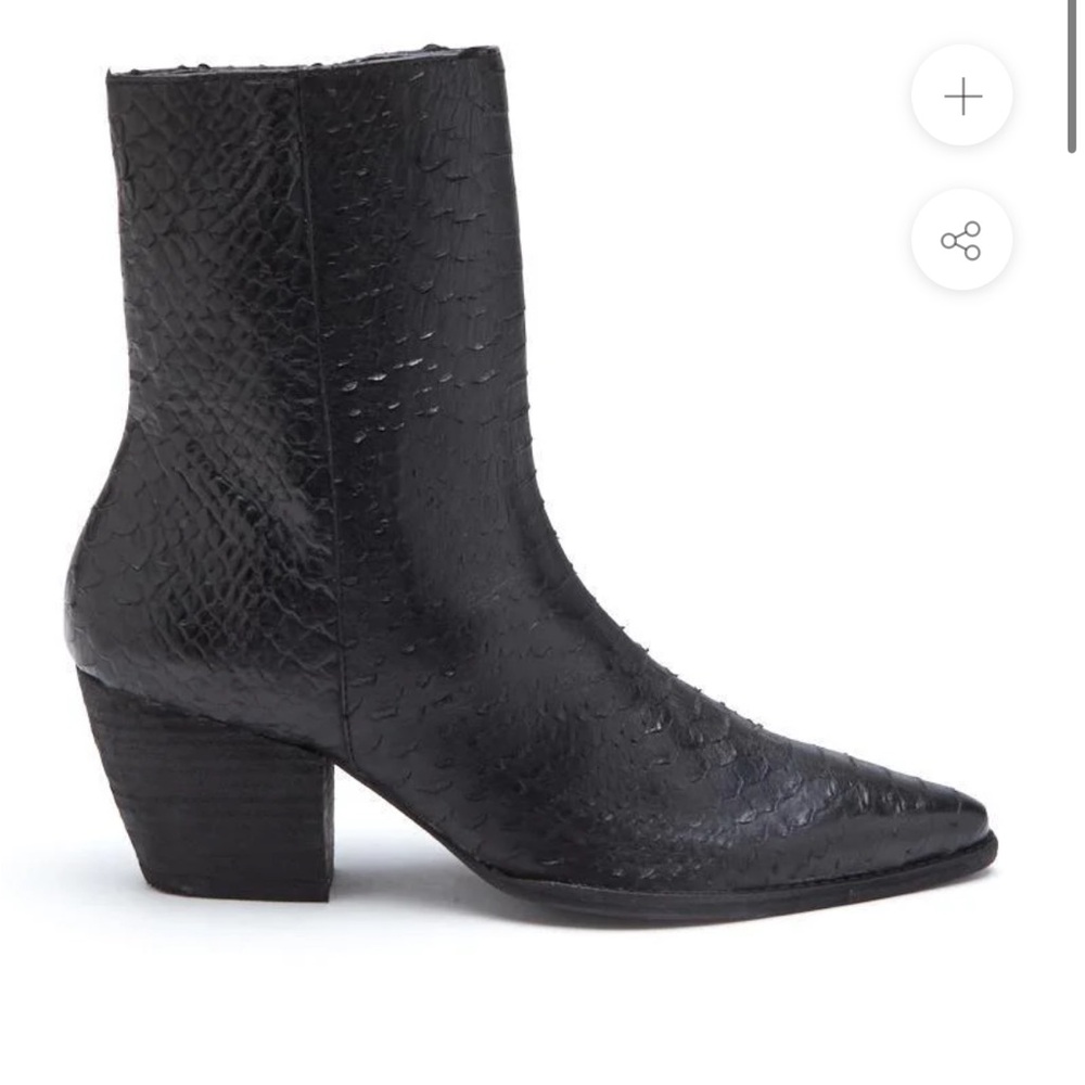 Matisse Caty ankle western boots